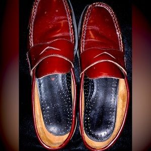 Pair of Mens Bass Dress Shoes.